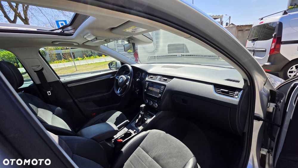Skoda Octavia 2.0 TDI 4x4 DSG Scout - 7