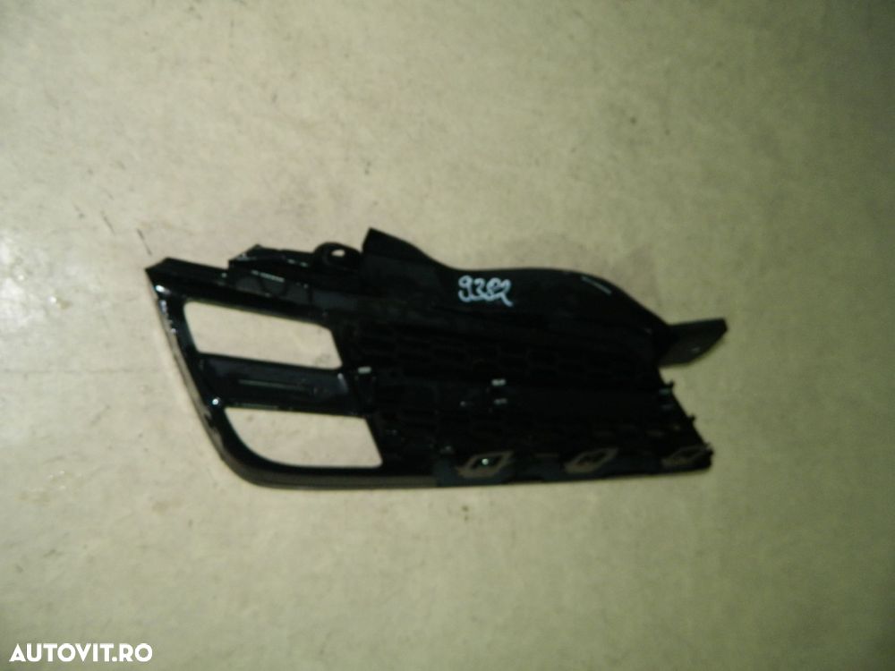 Grila proiector partea stanga Nissan Micra, 2005, 2006, 2007, 2007, 2008,, 62330-BC400 - 4