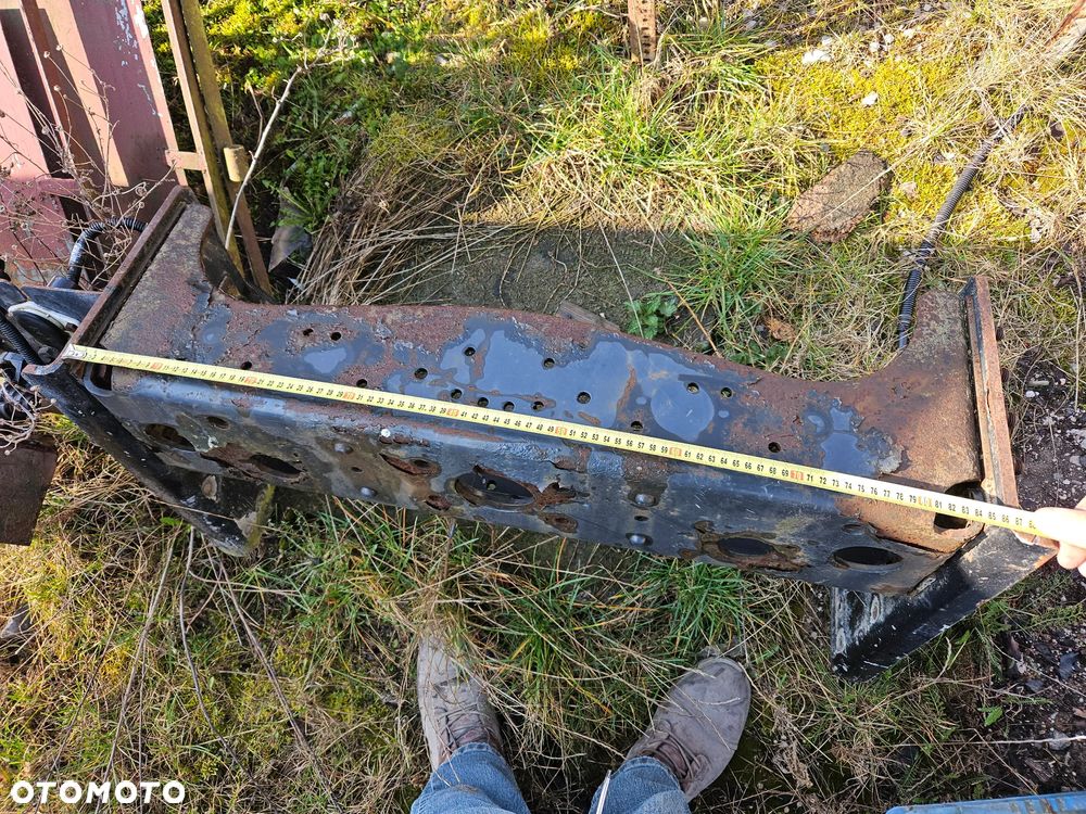 belka zaczepu dolnego tandem VOLVO - 3