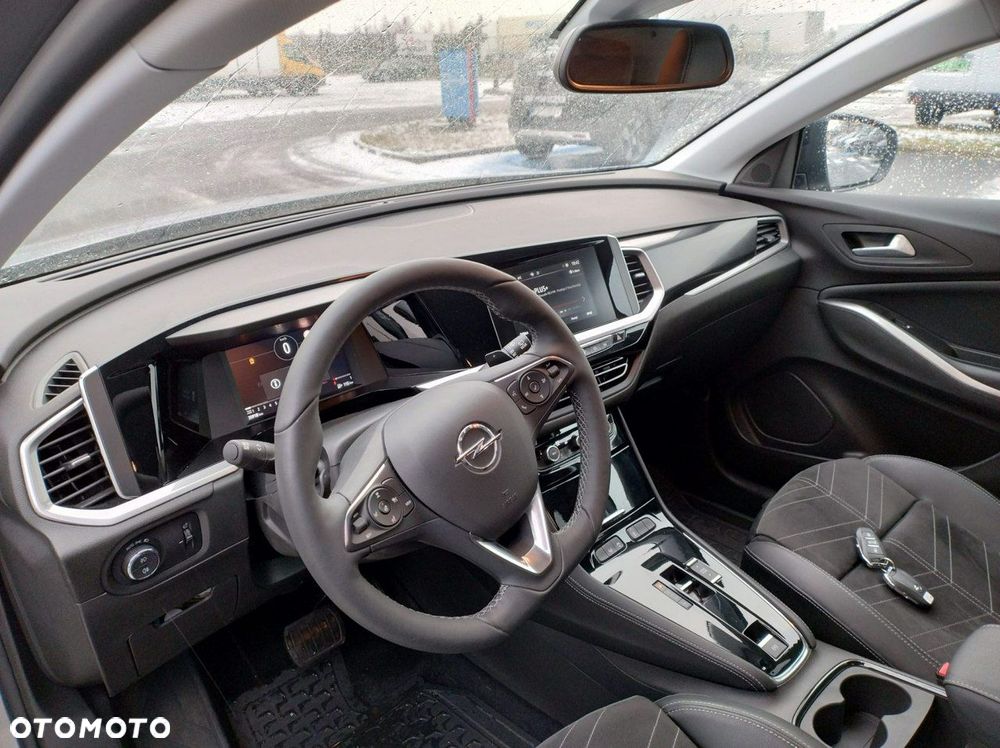 Opel Grandland - 10