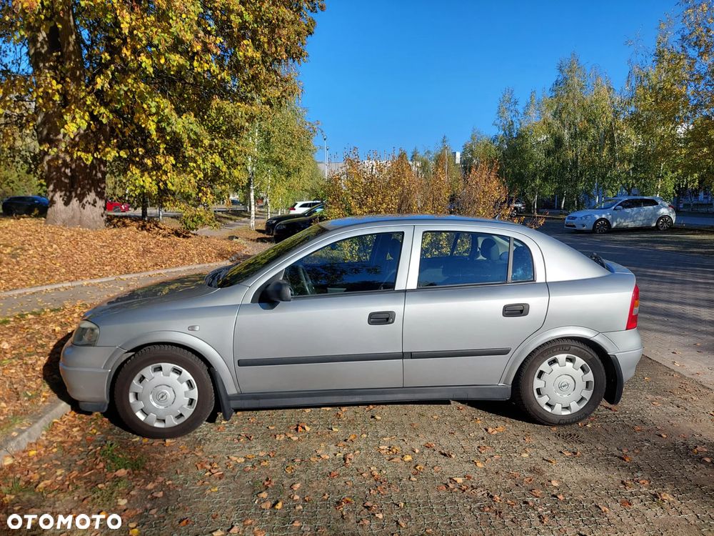 Opel Astra - 3