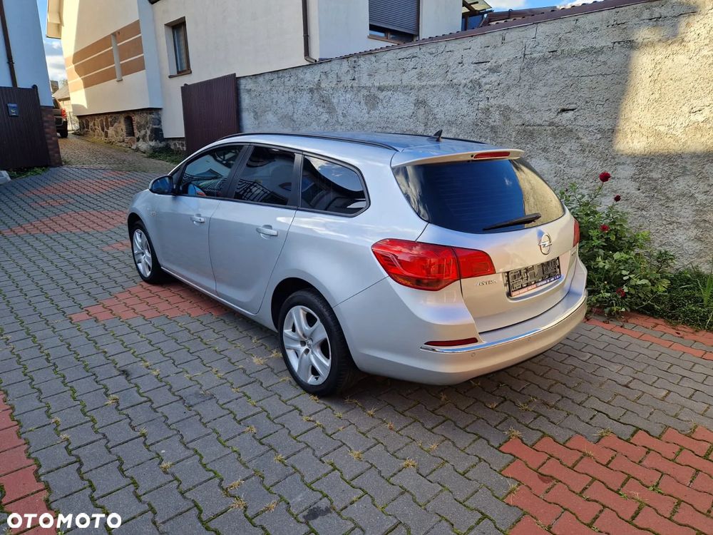 Opel Astra 1.4 Turbo Sports Tourer - 5