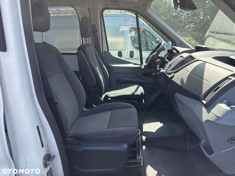 Ford Transit - 20