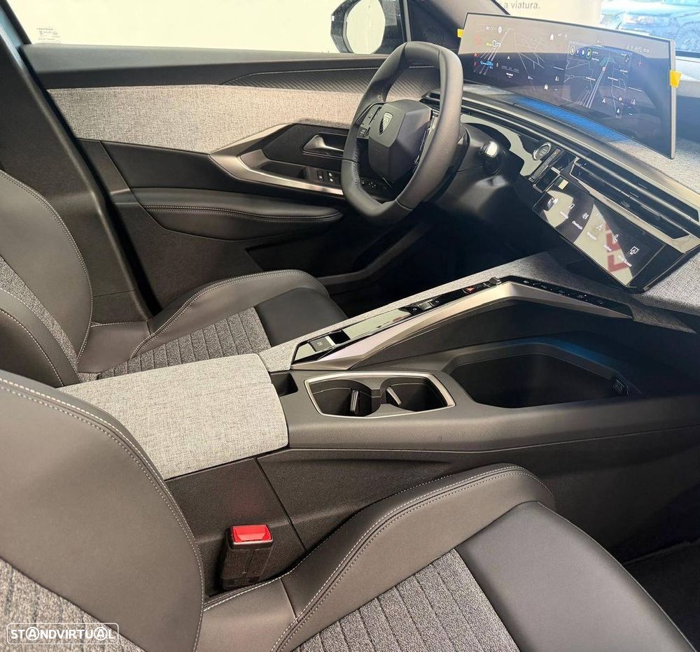 Peugeot 3008 - 18