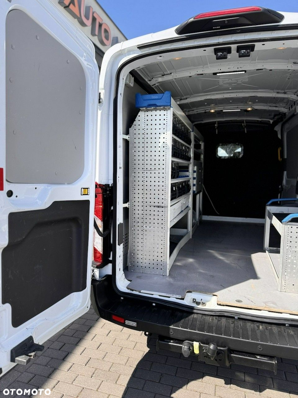 Ford Transit - 8