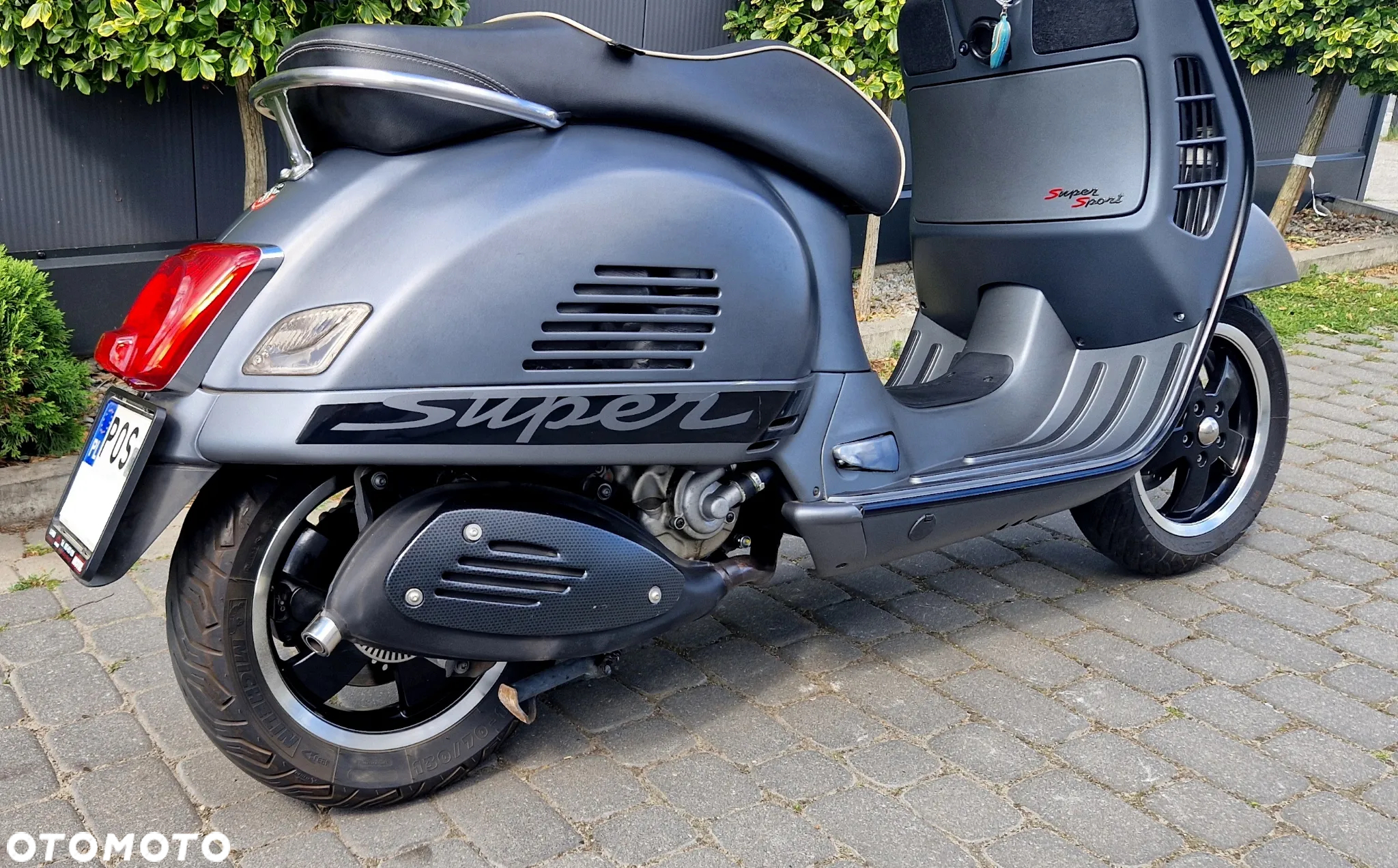 Vespa GTS - 25