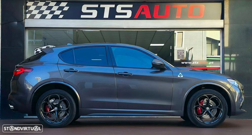 Alfa Romeo Stelvio V6 2.9 Bi-Turbo AT8-Q4 Quadrifoglio - 56