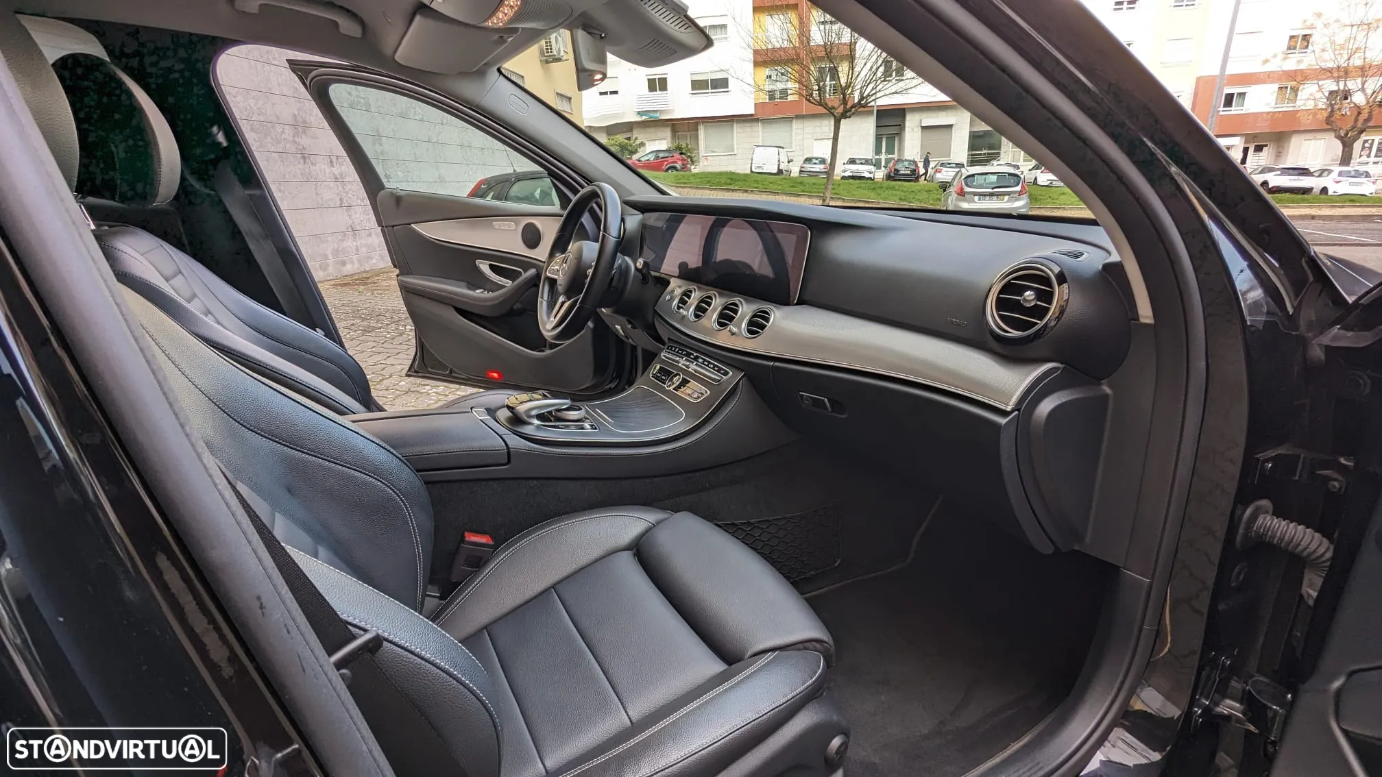 Mercedes-Benz E 220 d Avantgarde 7L - 19
