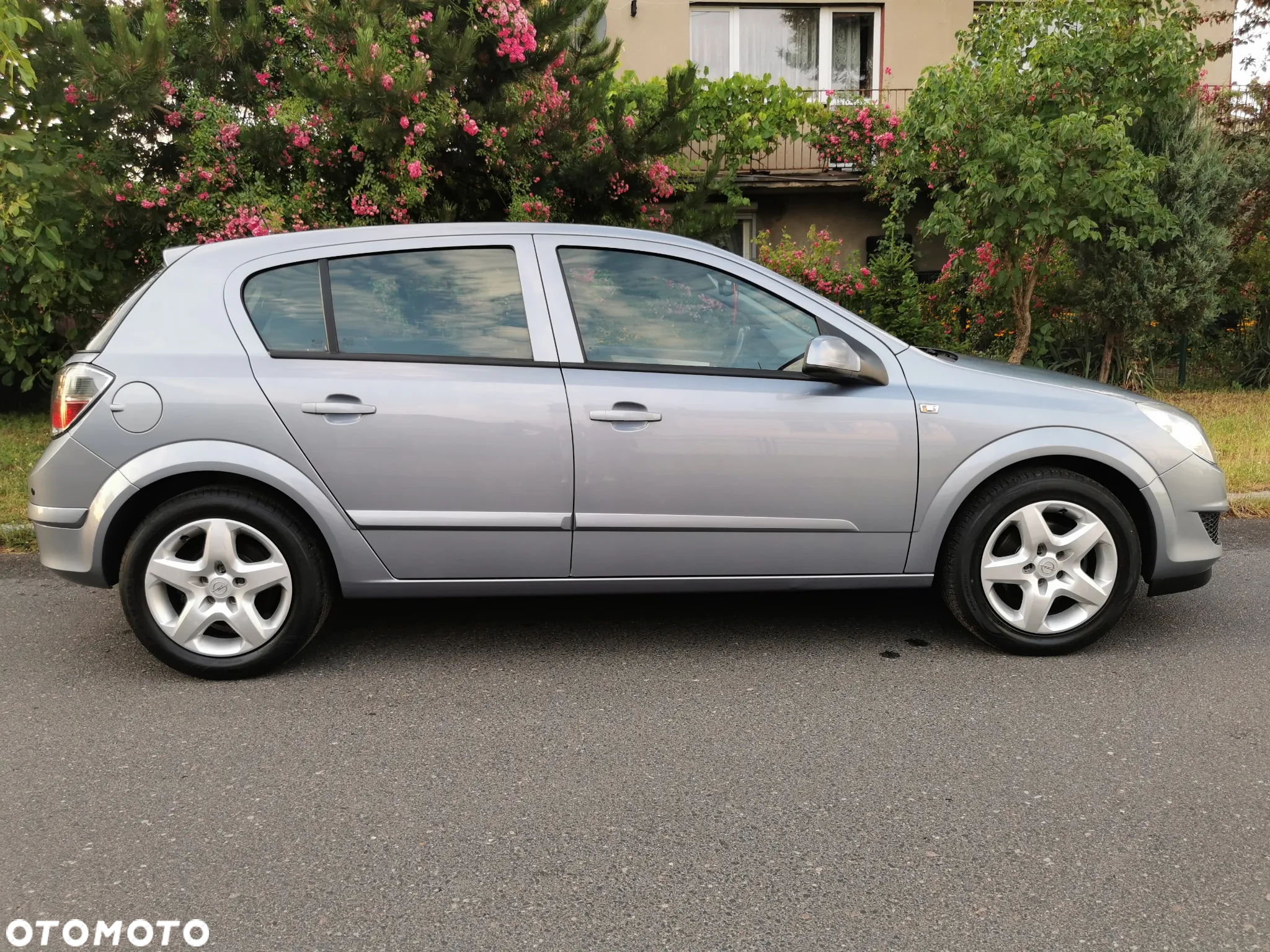 Opel Astra III 1.6 Essentia - 25