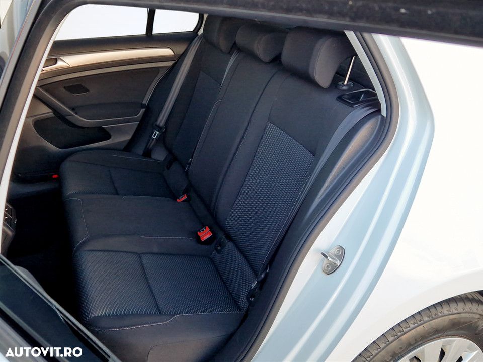 Volkswagen Golf 1.0 TSI Trendline - 9