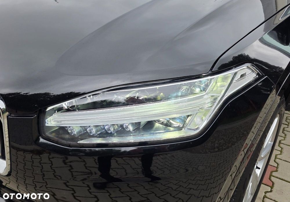 Volvo XC 90 - 36