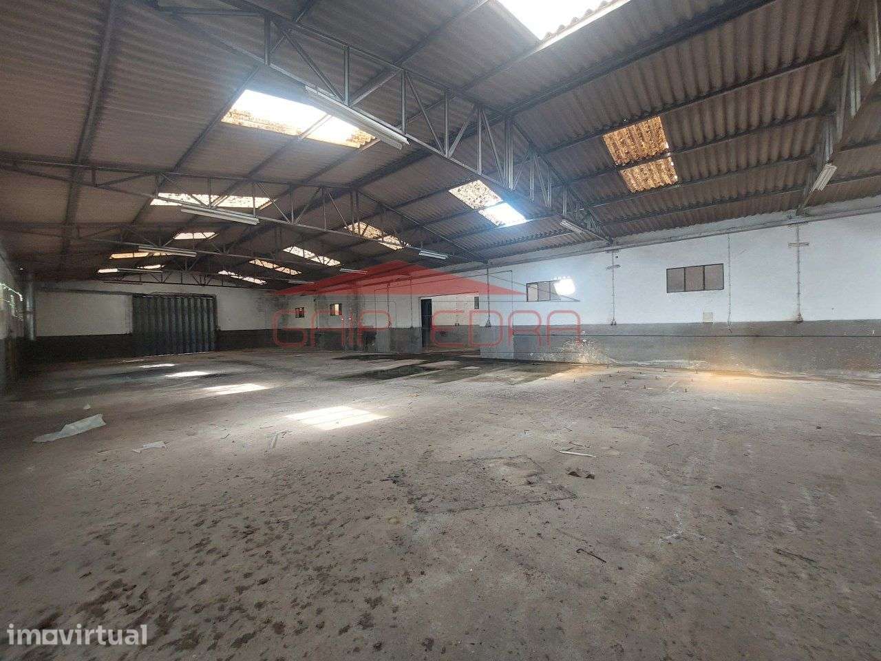 Armazém industrial Mangualde Viseu com 1897 m2 mais 5 000 m2 terreno - Grande imagem: 5/41