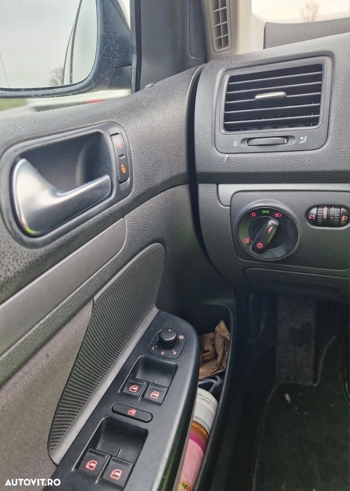 Volkswagen Golf 1.6 Highline - 5