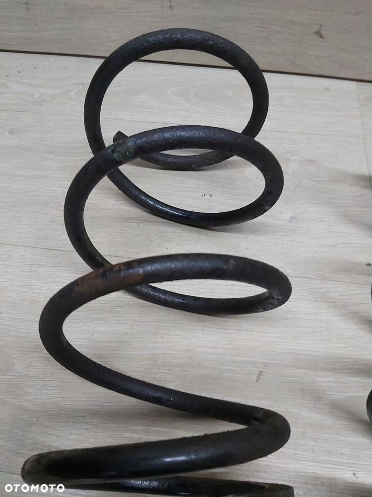 TOYOTA CELICA V gt4 st185 2,0 Turbo Sprężyna przód sprężyny komplet - 3