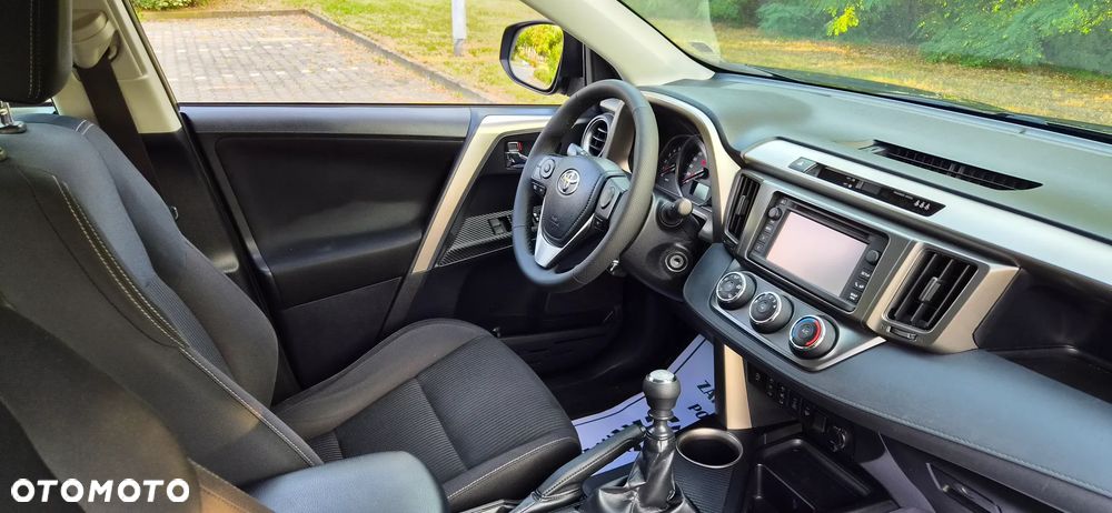 Toyota RAV4 2.0 D-4D Premium - 20