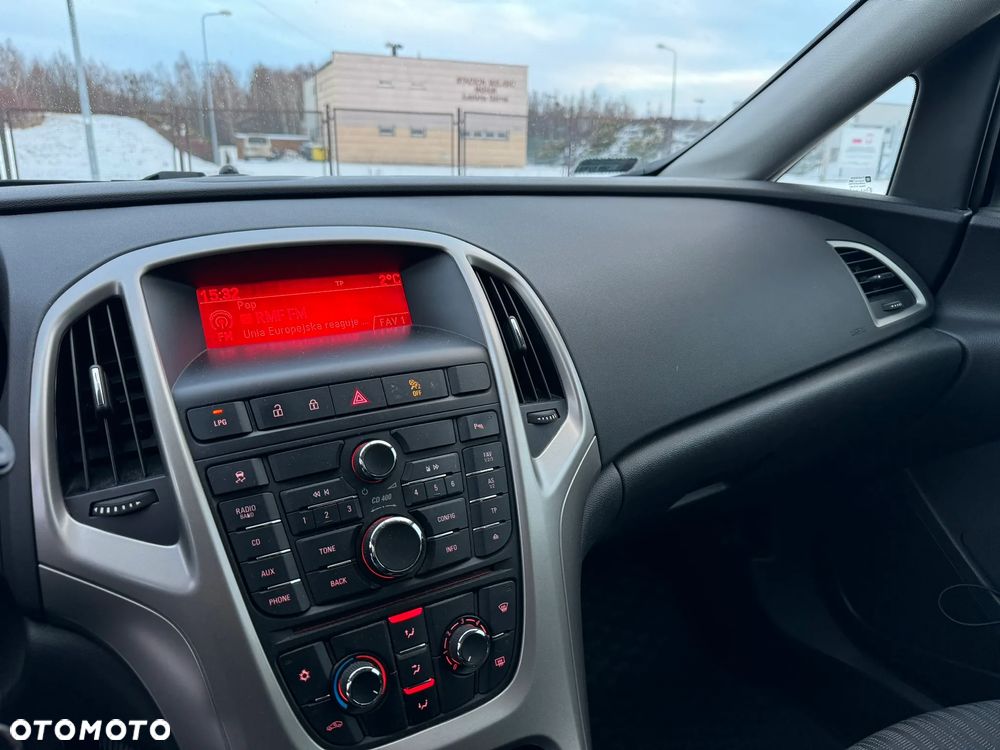 Opel Astra 1.4 T Enjoy - 14