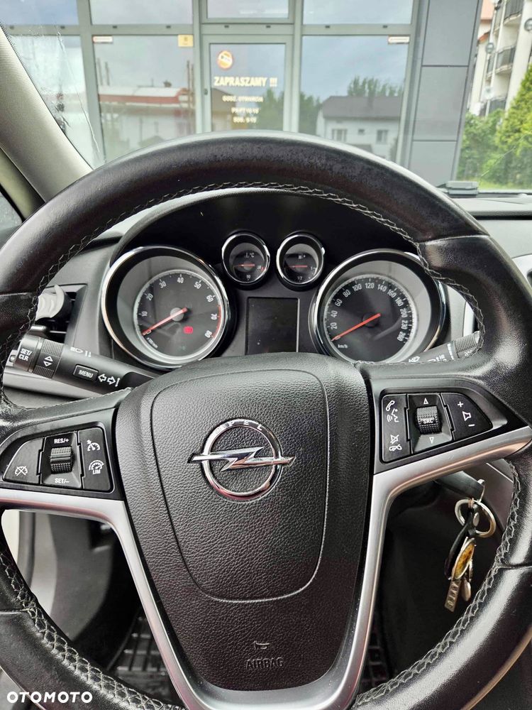 Opel Astra 1.4 T EU6 - 9