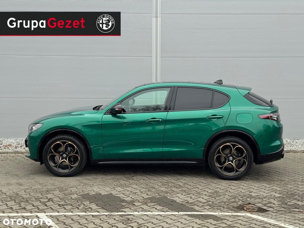 Alfa Romeo Stelvio - 2