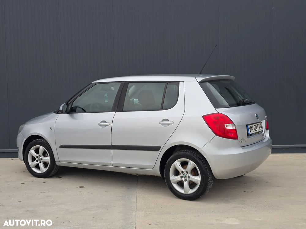 Skoda Fabia 1.2 HTP Ambiente - 3