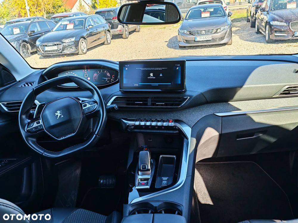 Peugeot 5008 PureTech 130 EAT8 Stop & Start Allure Pack - 17