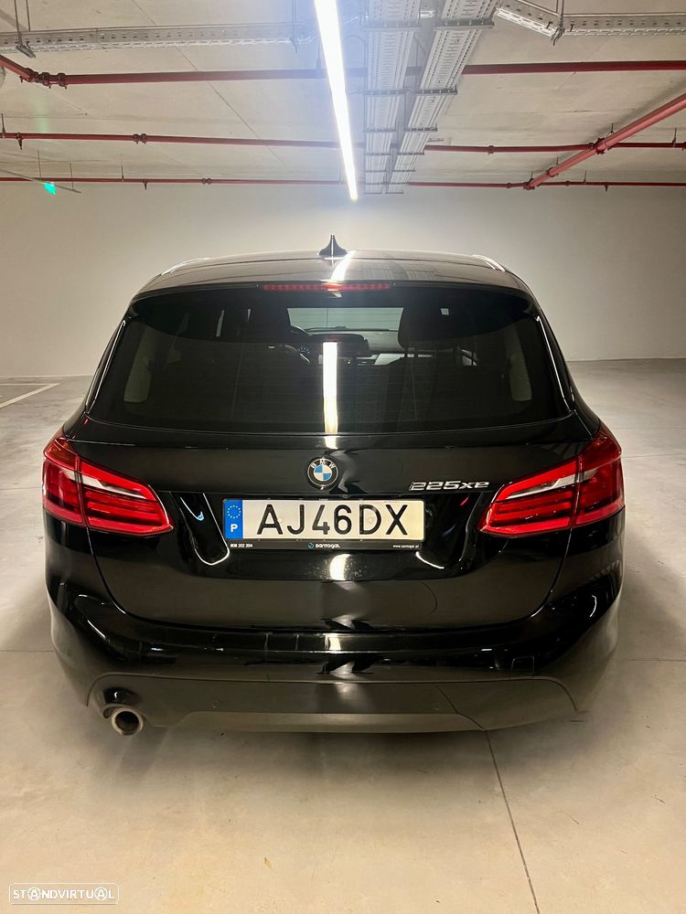 BMW 225xe Active Tourer - 8