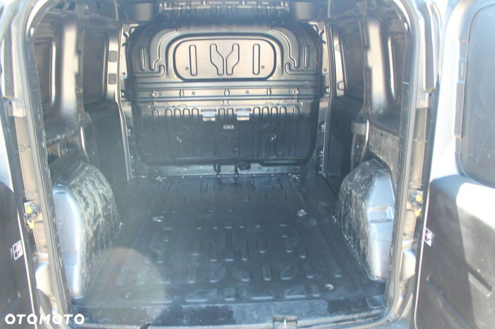 Fiat Doblo - 10