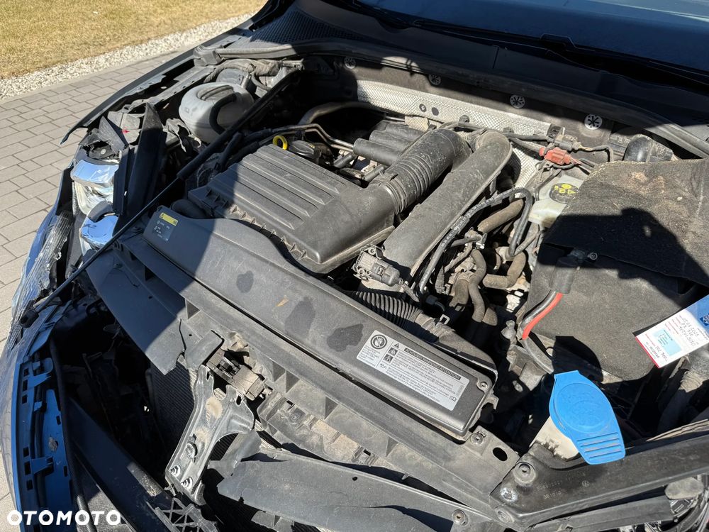 Volkswagen Golf 1.4 TSI BMT Highline DSG - 34