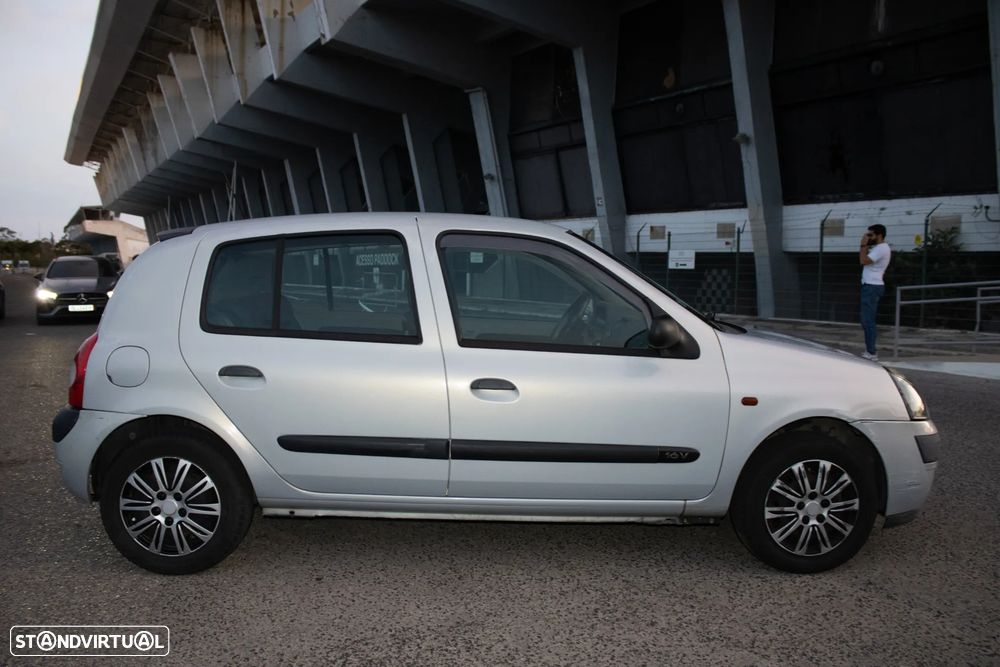 Renault Clio 1.2 16V Best Years - 4