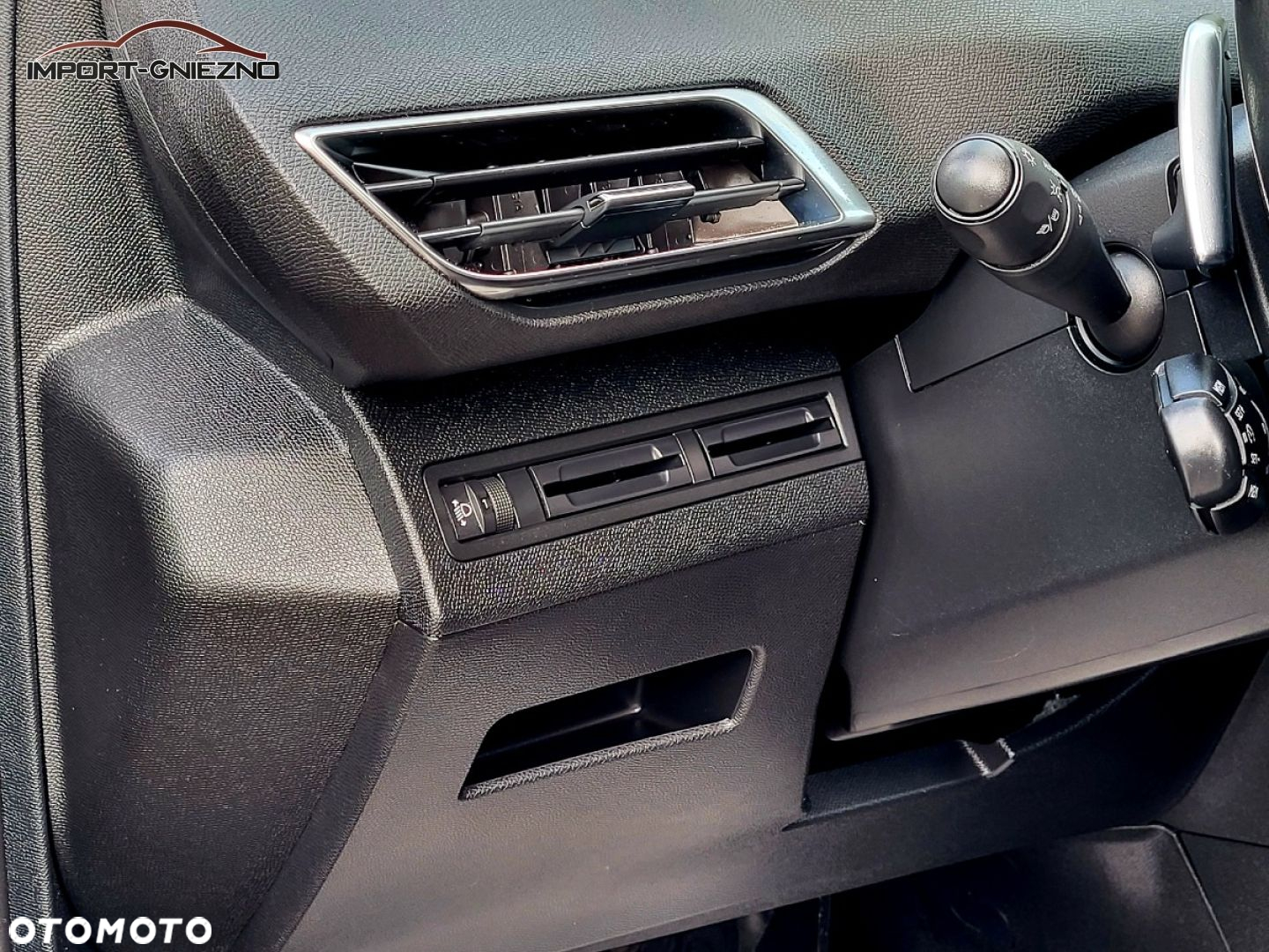 Peugeot 5008 - 29