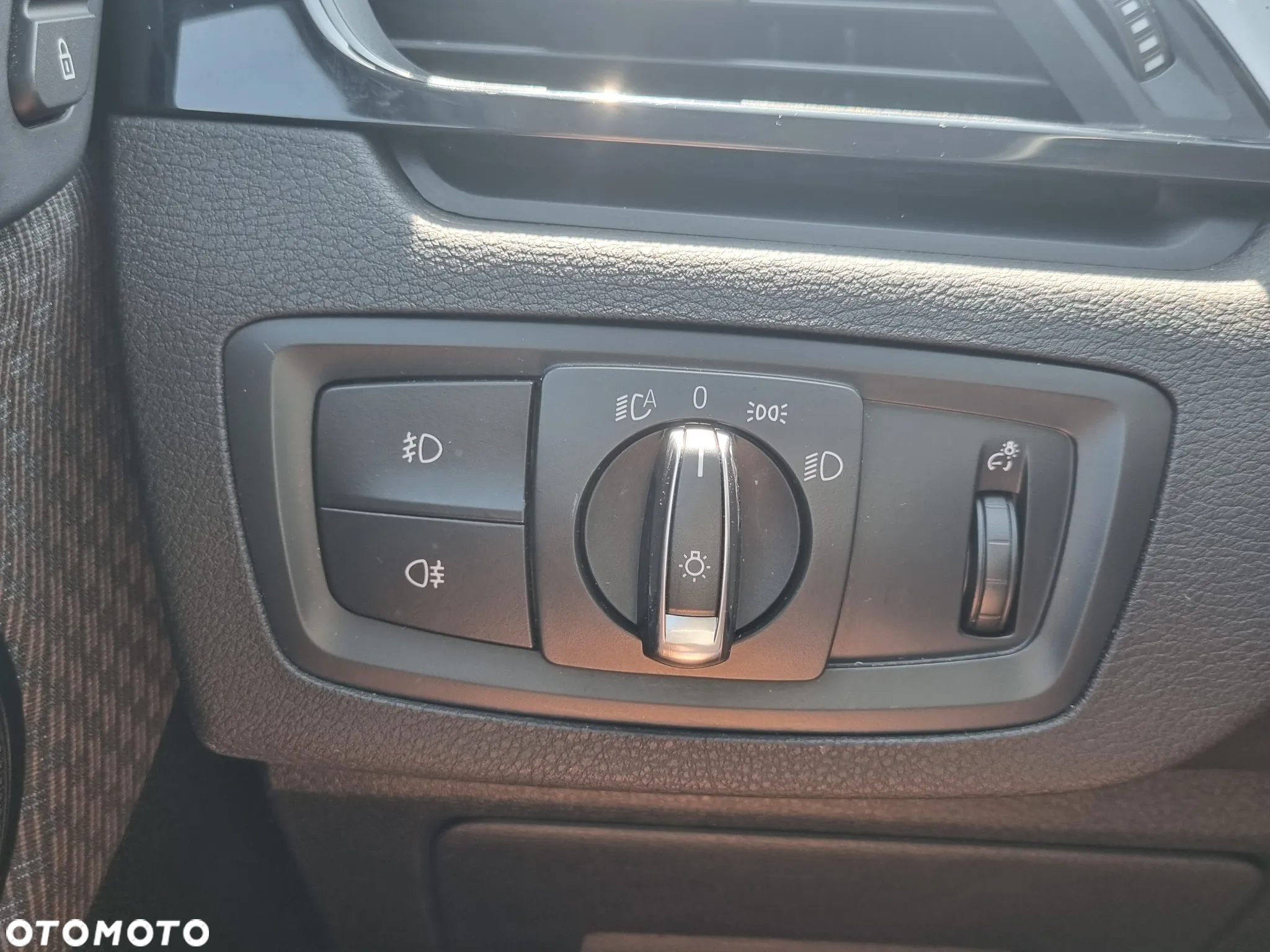 BMW X1 xDrive20d - 13