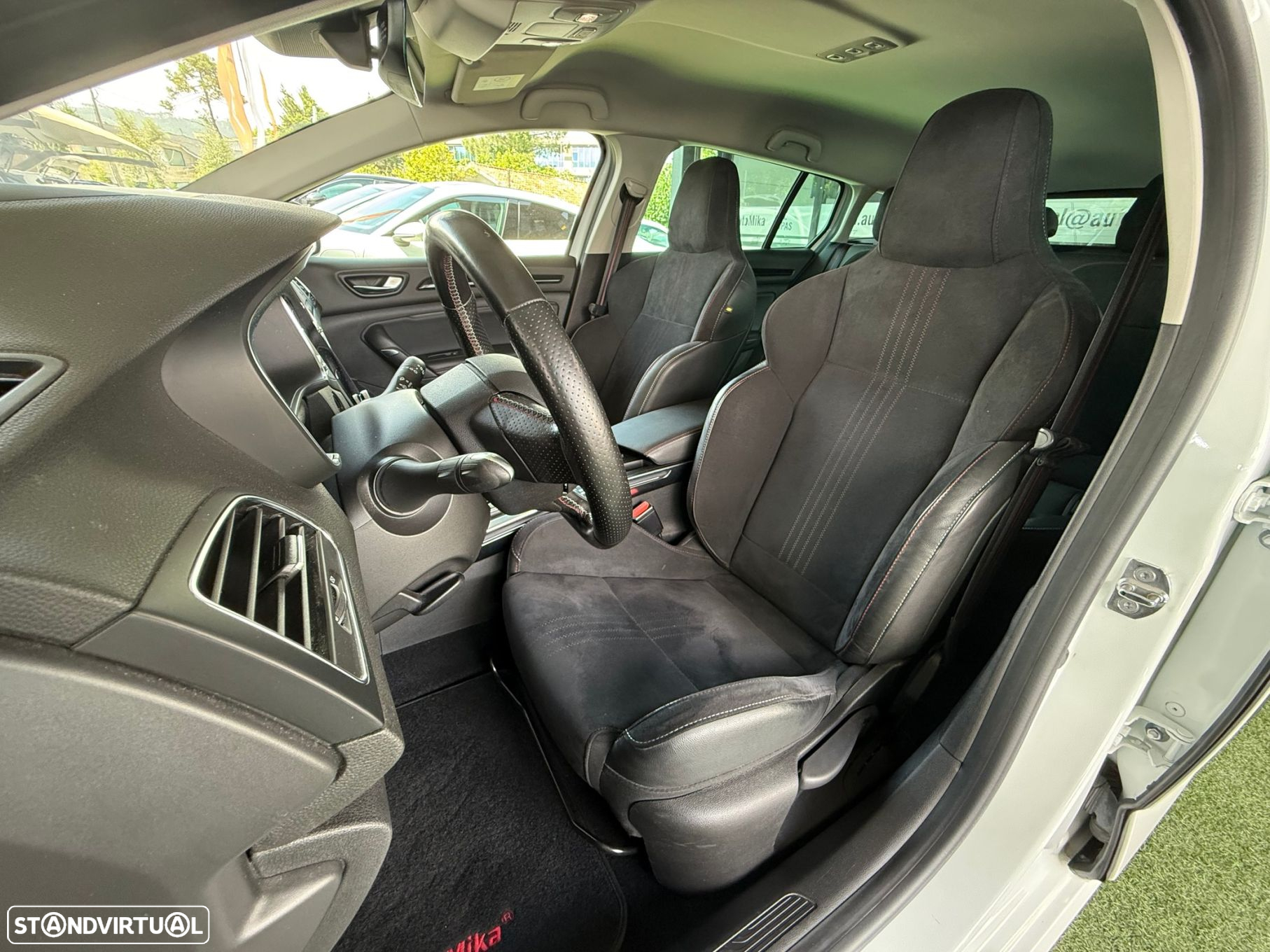 Renault Mégane Sport Tourer - 5