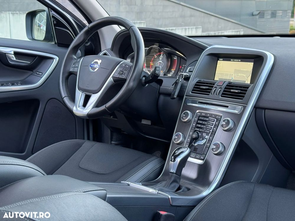 Volvo XC 60 D4 Geartronic Summum - 21