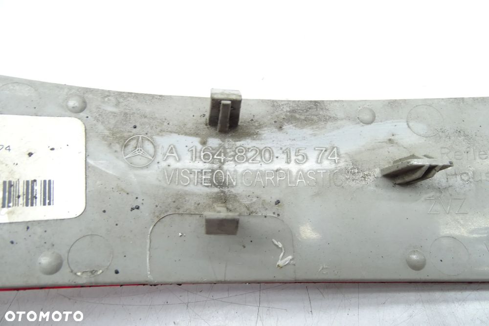 MERCEDES ML W164 Odblask zderzaka tyl lewy LIFT 1648200374 - 3