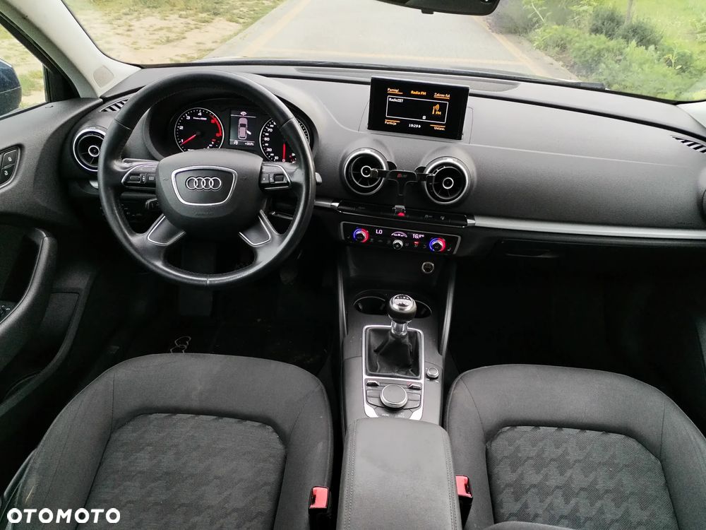 Audi A3 Sportback - 18