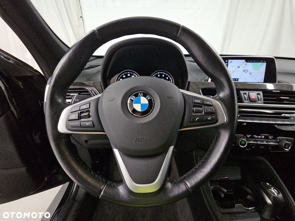 BMW X1 - 10
