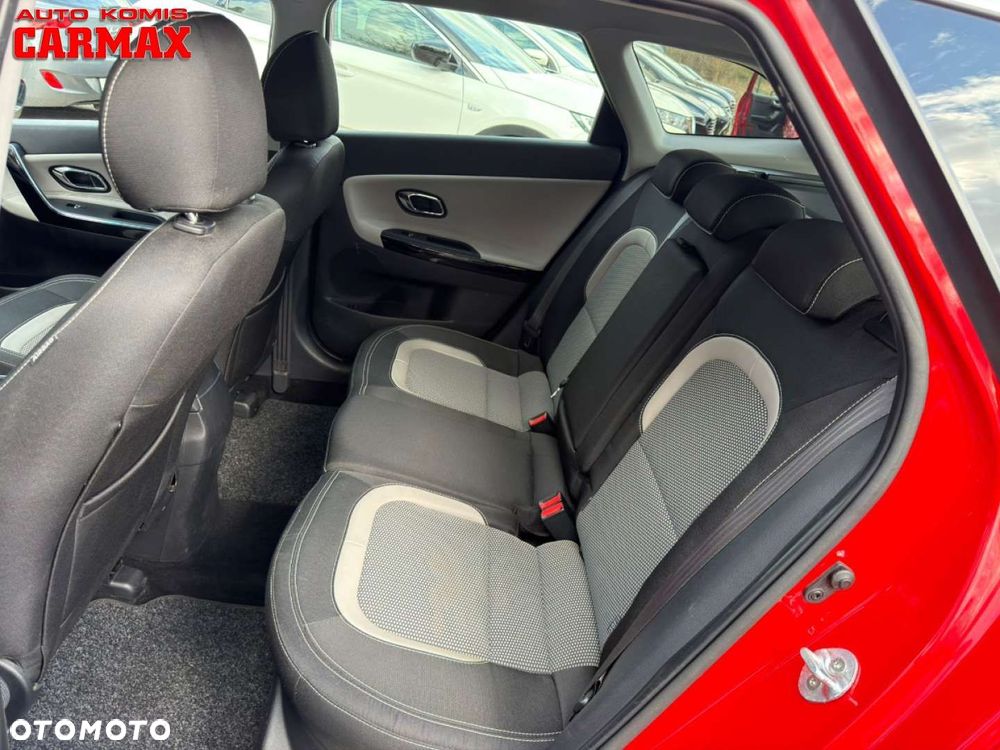 Kia Ceed - 14