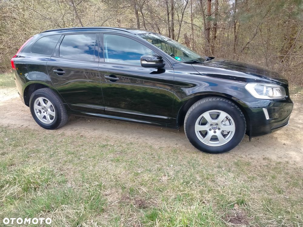 Volvo XC 60 D3 Drive-E Momentum - 3