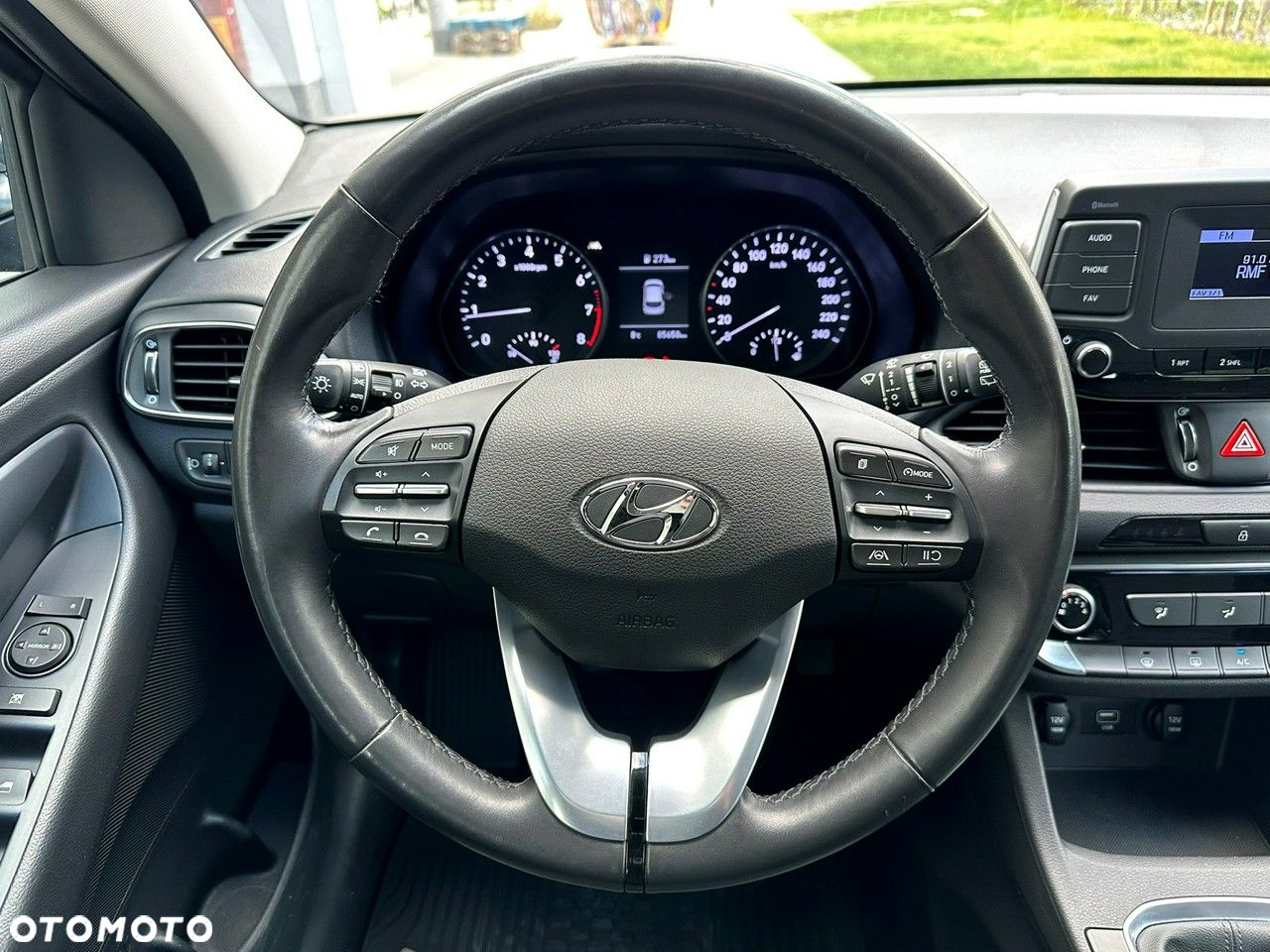 Hyundai i30 1.5 DPI Classic + - 23