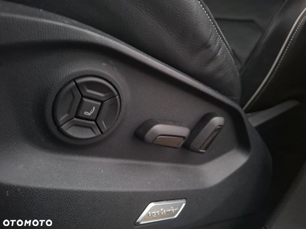 Volkswagen Touareg - 10