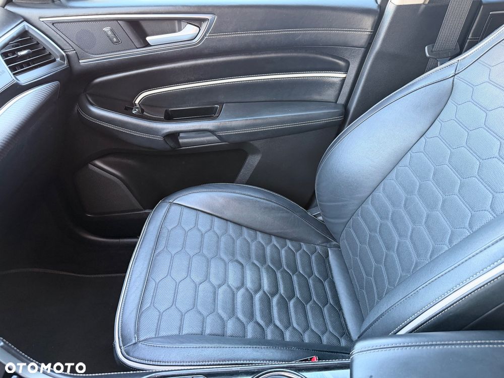 Ford S-Max - 18
