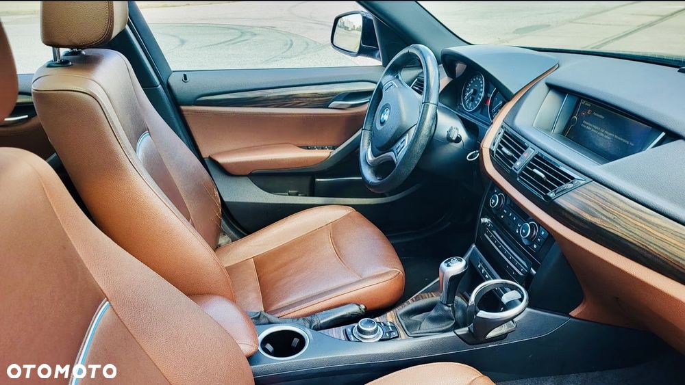 BMW X1 sDrive20d xLine - 6