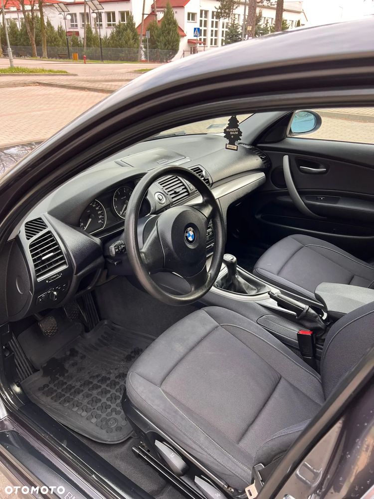 BMW Seria 1 - 11