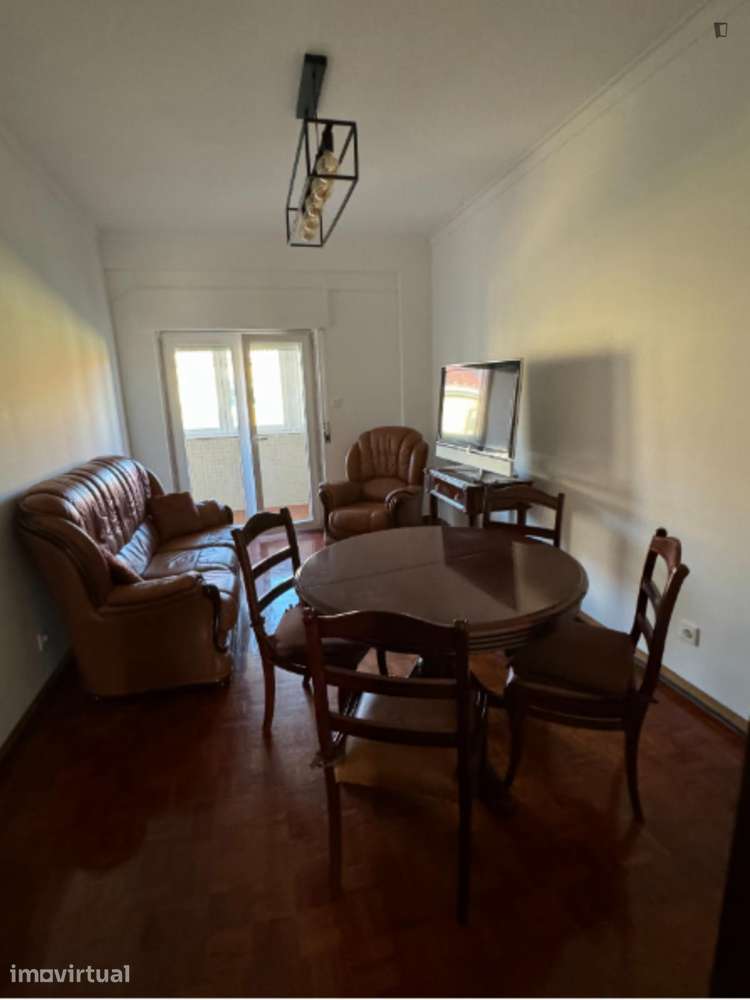 Quarto - localizado em Alvalade Lisbon - Grande imagem: 5/12