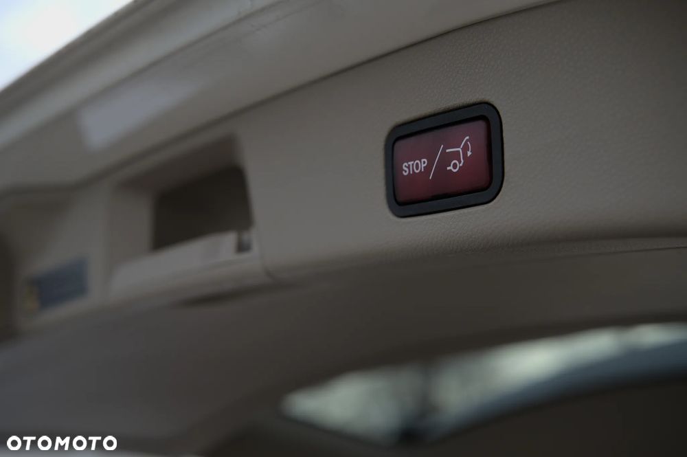 Mercedes-Benz GL 500 4Matic (BlueEFFICIENCY) 7G-TRONIC - 25