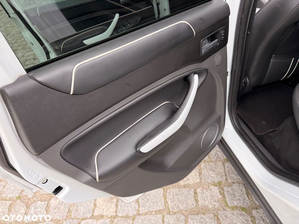 Ford Kuga 2.0 TDCi Titanium - 12