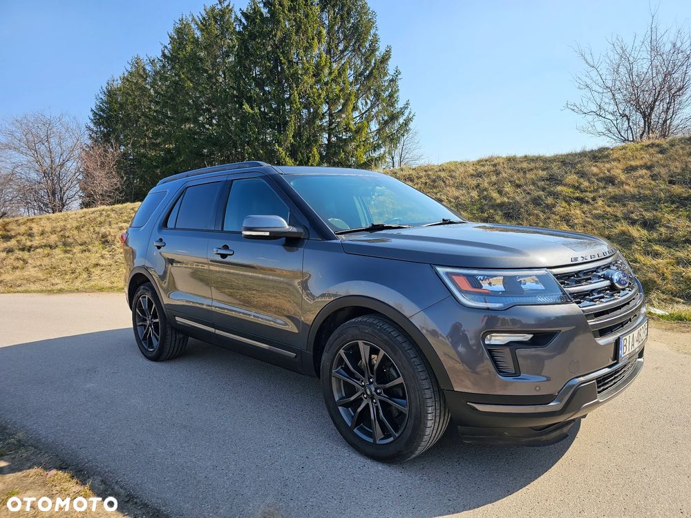 Ford Explorer - 10