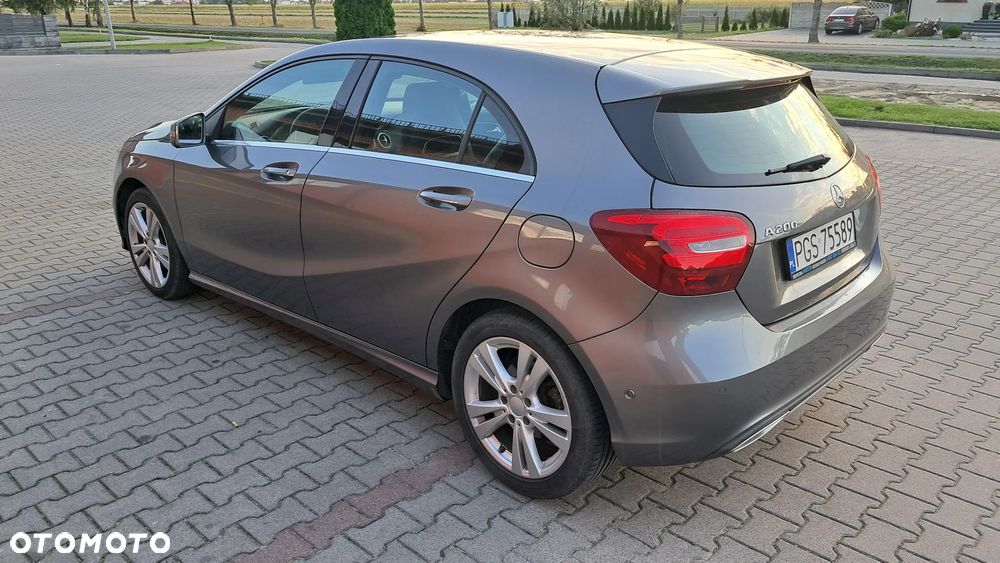 Mercedes-Benz Klasa A 200 (BlueEFFICIENCY) - 32