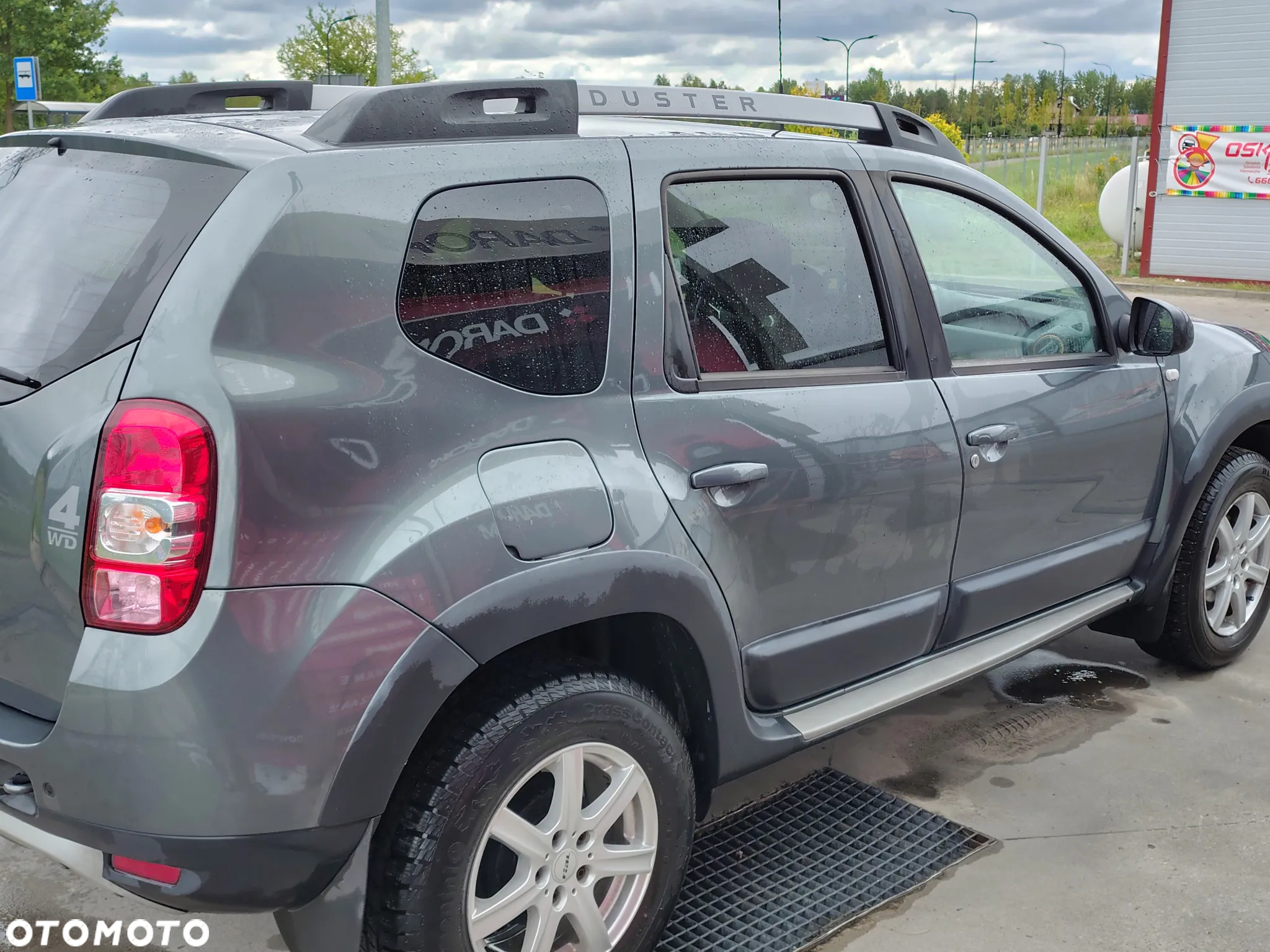 Dacia Duster 1.2 TCe Laureate 4x4 S&S EU6 - 8