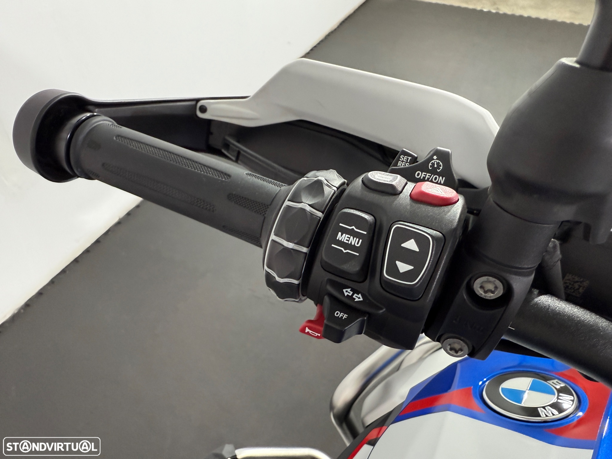 BMW R 1300 GS TROPHY / AKRAPOVIC - 20