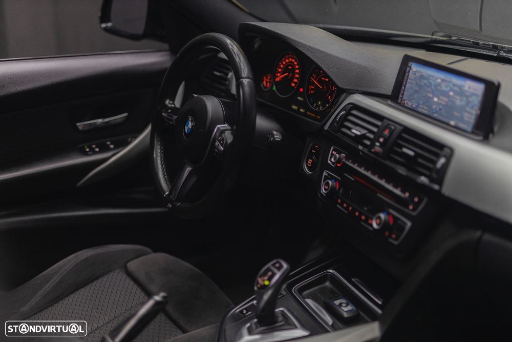 BMW 320 d xDrive DPF Aut. Edition Sport - 14